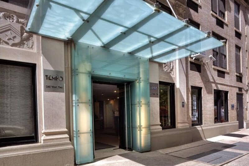 73-318 New Studio Uws Doorman Gym New York Exterior foto